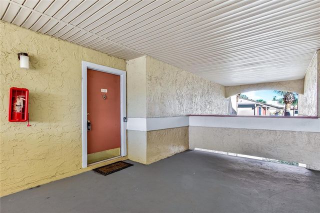 610 KENWICK CIRCLE 205, Casselberry, FL 32707