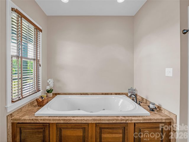121 Emerald Parkway, Rutherfordton, NC 28139