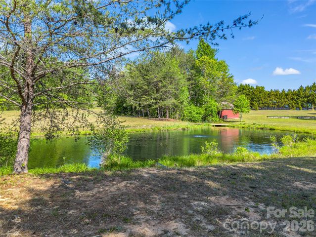 121 Emerald Parkway, Rutherfordton, NC 28139