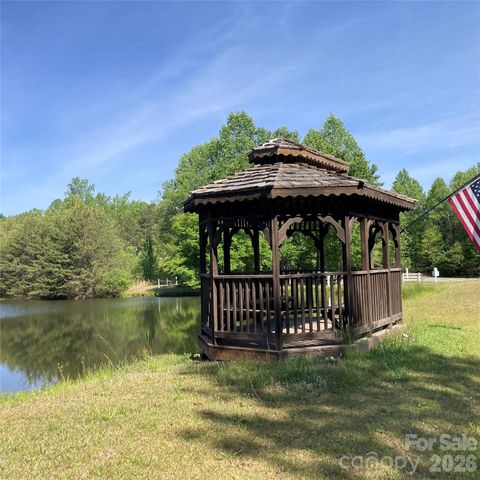 121 Emerald Parkway, Rutherfordton, NC 28139