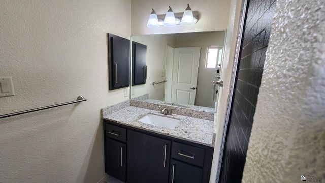 4241 E Los Olivos Dr, San Luis, AZ 85336