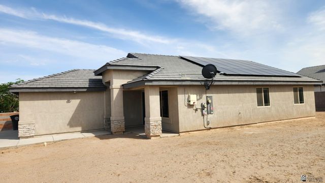 4241 E Los Olivos Dr, San Luis, AZ 85336