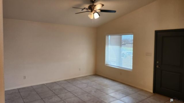 4241 E Los Olivos Dr, San Luis, AZ 85336
