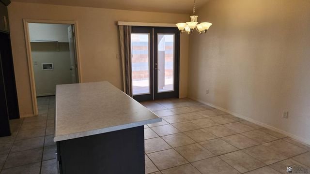 4241 E Los Olivos Dr, San Luis, AZ 85336