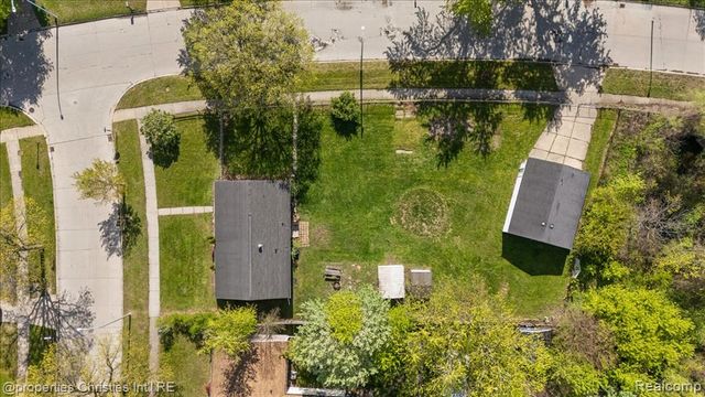 27001 Stacy Street, Taylor, MI 48180