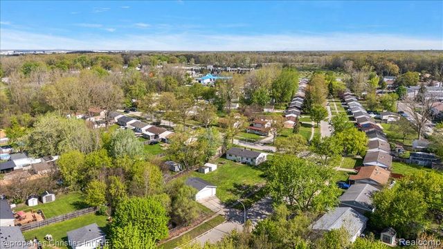 27001 Stacy Street, Taylor, MI 48180