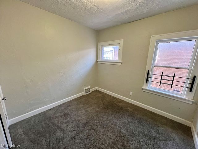 907 Rondel Road, Cleveland, OH 44110