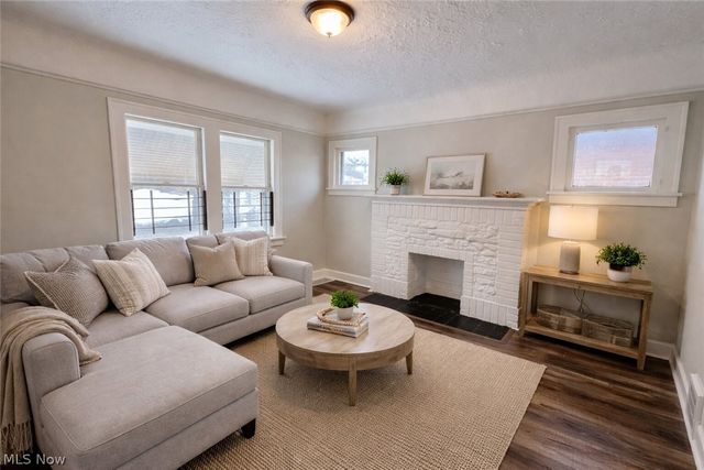 907 Rondel Road, Cleveland, OH 44110