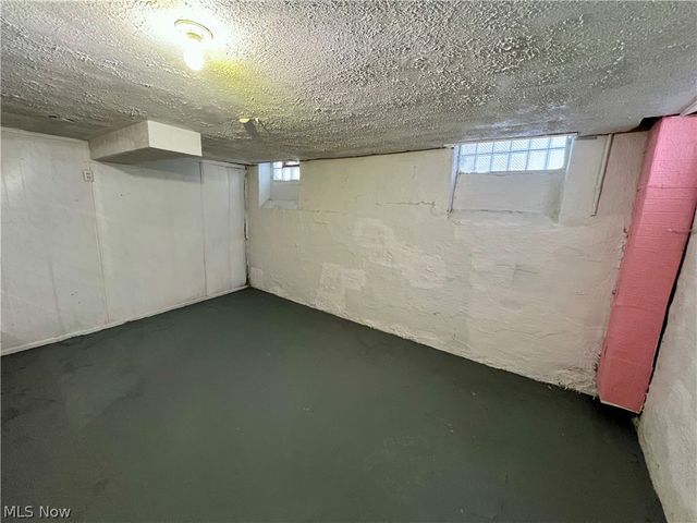 907 Rondel Road, Cleveland, OH 44110