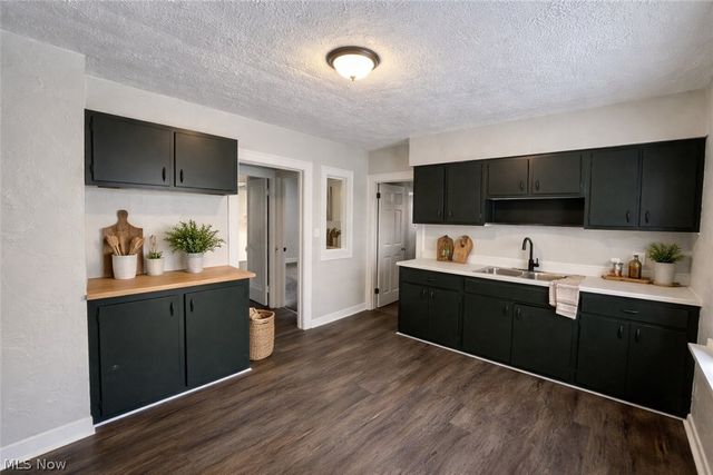 907 Rondel Road, Cleveland, OH 44110