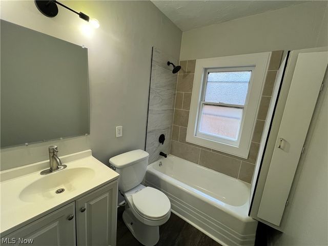 907 Rondel Road, Cleveland, OH 44110