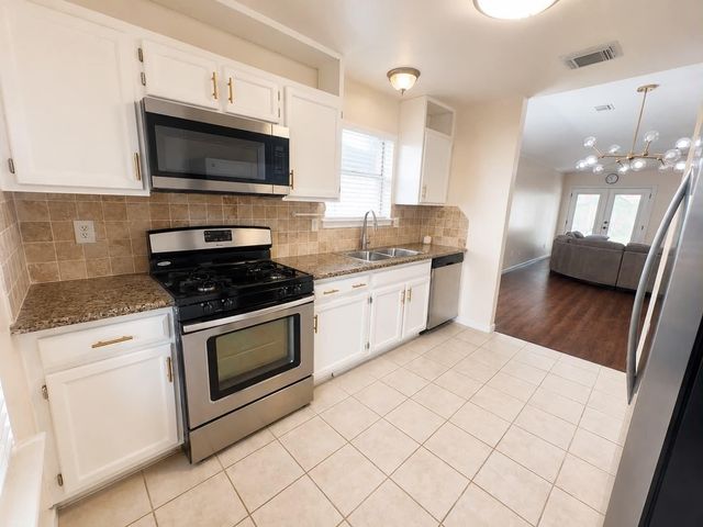 15515 Town Green Drive, Houston, TX 77083