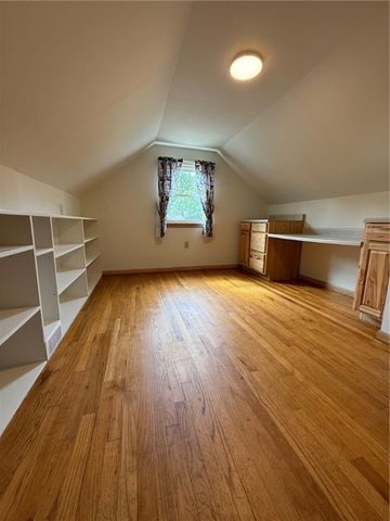 1825 Barclay Hill Rd, Industry, PA 15009