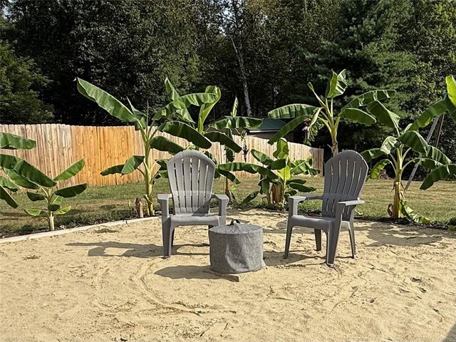 1825 Barclay Hill Rd, Industry, PA 15009