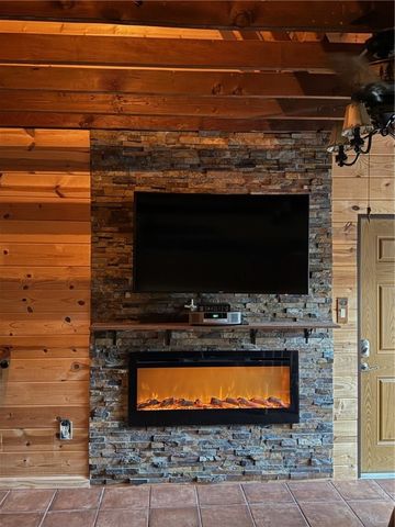 1825 Barclay Hill Rd, Industry, PA 15009