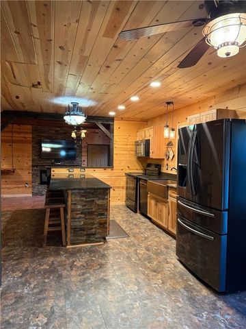 1825 Barclay Hill Rd, Industry, PA 15009