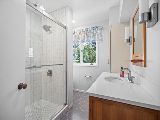 1003 E 16th Ave, Spokane, WA 99203