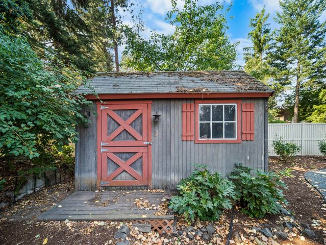 1003 E 16th Ave, Spokane, WA 99203
