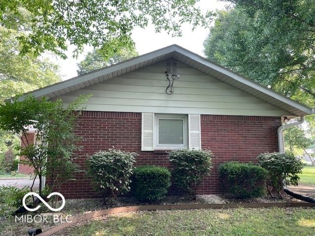 1435 Stanley Road, Plainfield, IN 46168