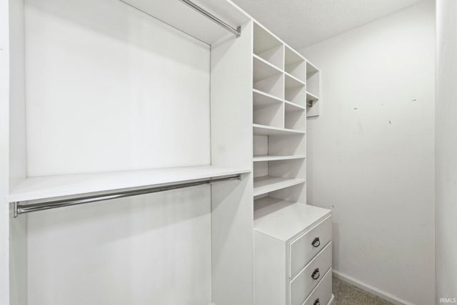 2032 Old Oak Drive, West Lafayette, IN 47906