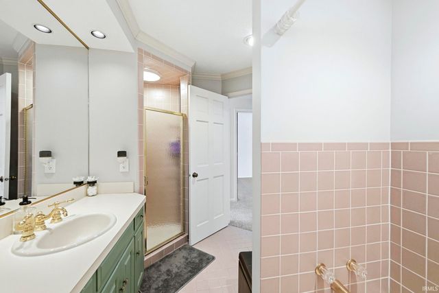 2032 Old Oak Drive, West Lafayette, IN 47906