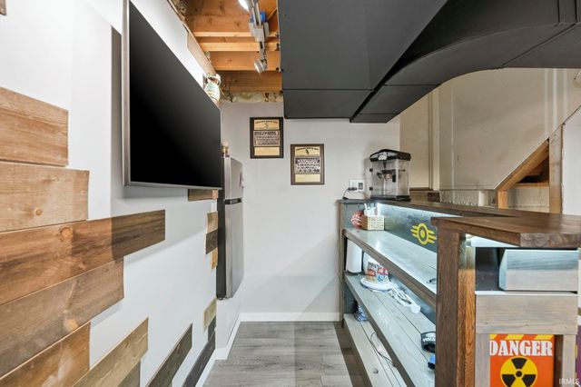 2032 Old Oak Drive, West Lafayette, IN 47906