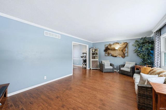 2032 Old Oak Drive, West Lafayette, IN 47906