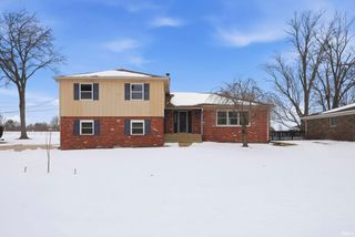 2032 Old Oak Drive, West Lafayette, IN 47906