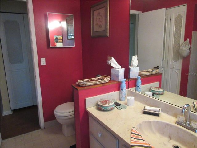 17051 SE 61ST PLACE, Ocklawaha, FL 32179