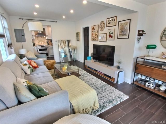 3037 Morrow Road, Oceanside, NY 11572