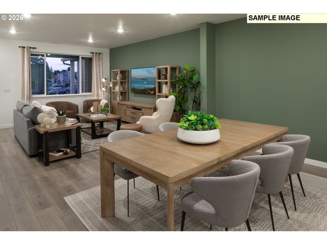 3723 Sw KNAPP Dr, Gresham, OR 97080