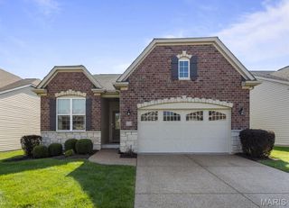 1529 Woodside Hills Drive, St Peters, MO 63376