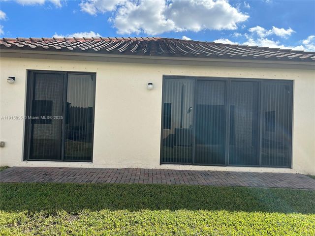 5518 USEPPA DR, Other City - In The State Of Florida, FL 34142