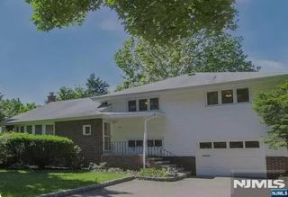 10 Center, Cresskill, NJ 07626