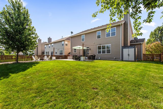 2589 Savanna Drive, Wauconda, IL 60084