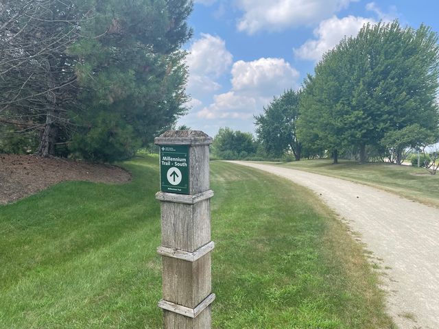 2589 Savanna Drive, Wauconda, IL 60084