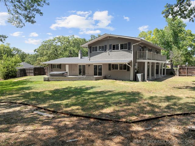 2222 Cloverleaf Place, Ardmore, OK 73401