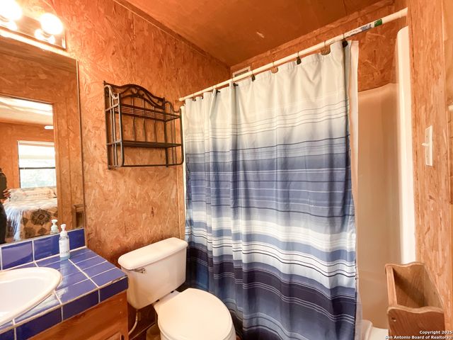 1381 County Road 348, Concan, TX 78838