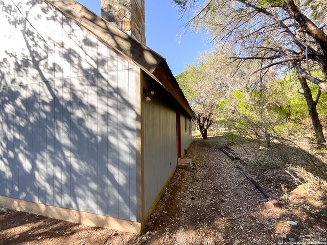 1381 County Road 348, Concan, TX 78838