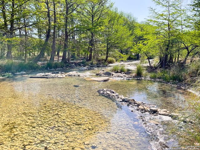 1381 County Road 348, Concan, TX 78838