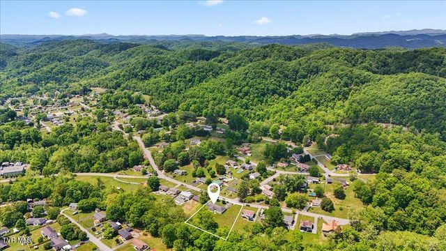 724 Santa Fe Drive, Bristol, TN 37620