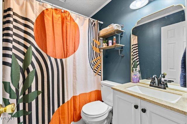 724 Santa Fe Drive, Bristol, TN 37620