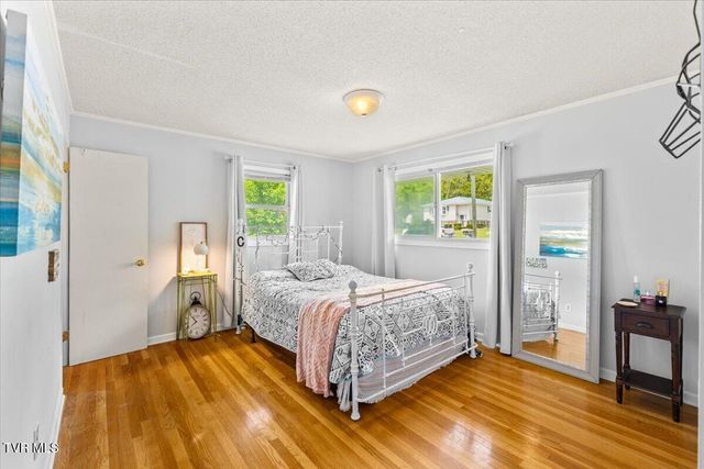 724 Santa Fe Drive, Bristol, TN 37620