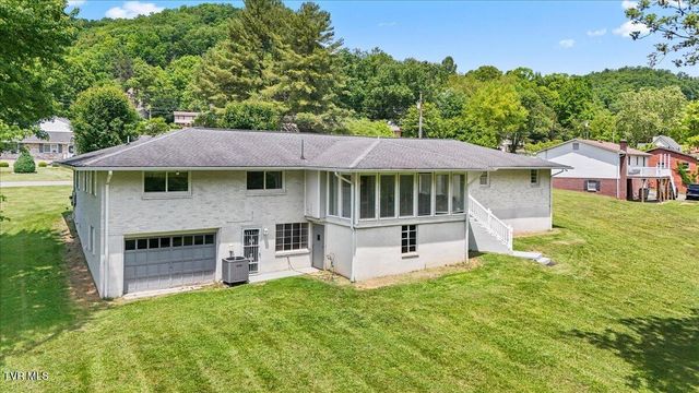 724 Santa Fe Drive, Bristol, TN 37620