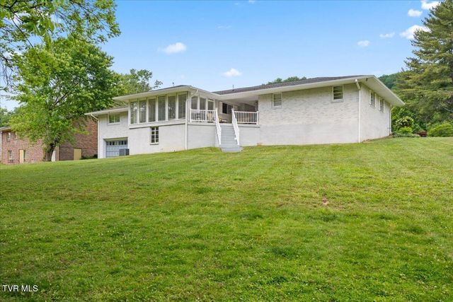 724 Santa Fe Drive, Bristol, TN 37620