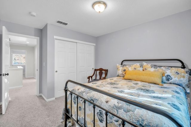 112 Gisler Ct, Folsom, CA 95630