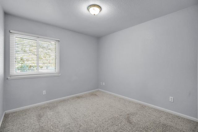 112 Gisler Ct, Folsom, CA 95630