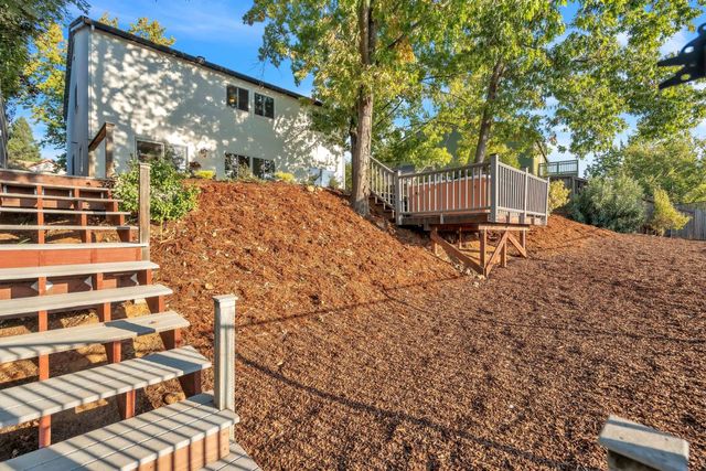 112 Gisler Ct, Folsom, CA 95630