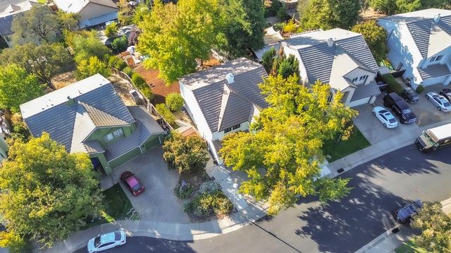 112 Gisler Ct, Folsom, CA 95630