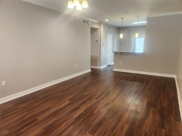 3501 Chenevert Street 2, Houston, TX 77004